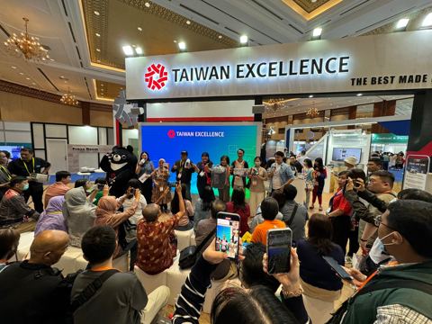 印尼雅加達 臺灣形象展(台灣精品館聯合展出) 11 Taiwan Image Exhibition, Jakarta, Indonesia (Taiwan Excellence joint pavilion) 11